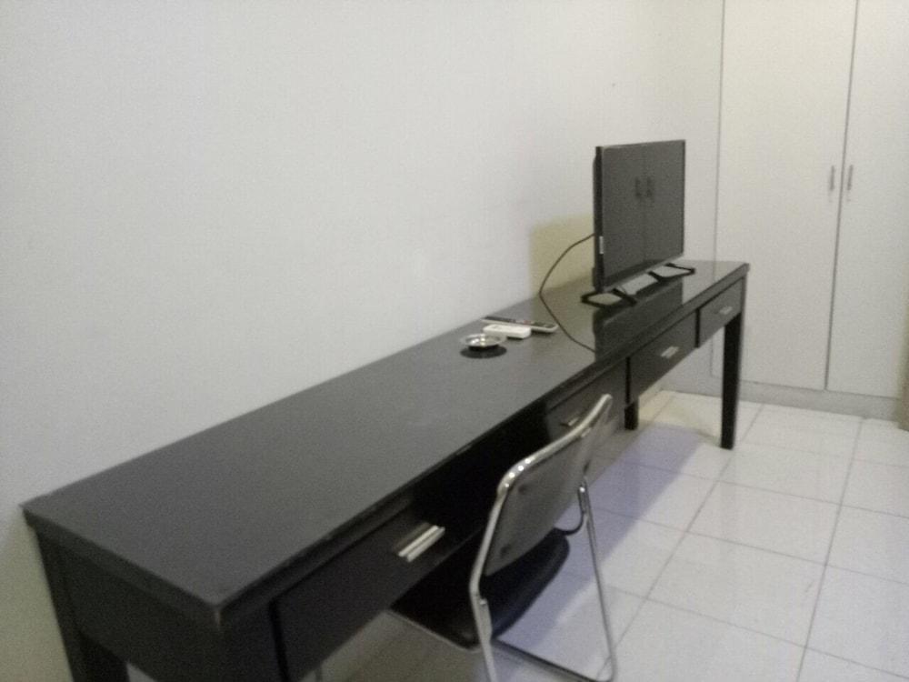 ดรากอนลิงค์ สวีท Hotel Makati City ภายนอก รูปภาพ